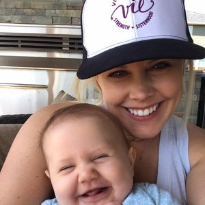 Meet your Posher, Amanda